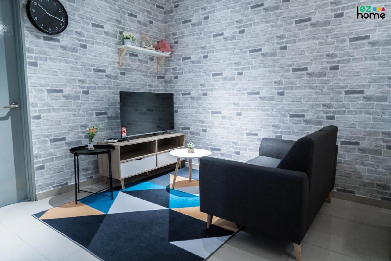 Ezhome Mesahill Nilai